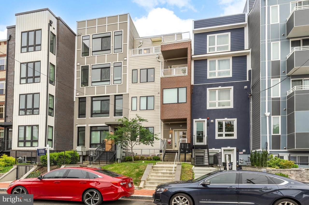 822 Kennedy Street - Photo 1