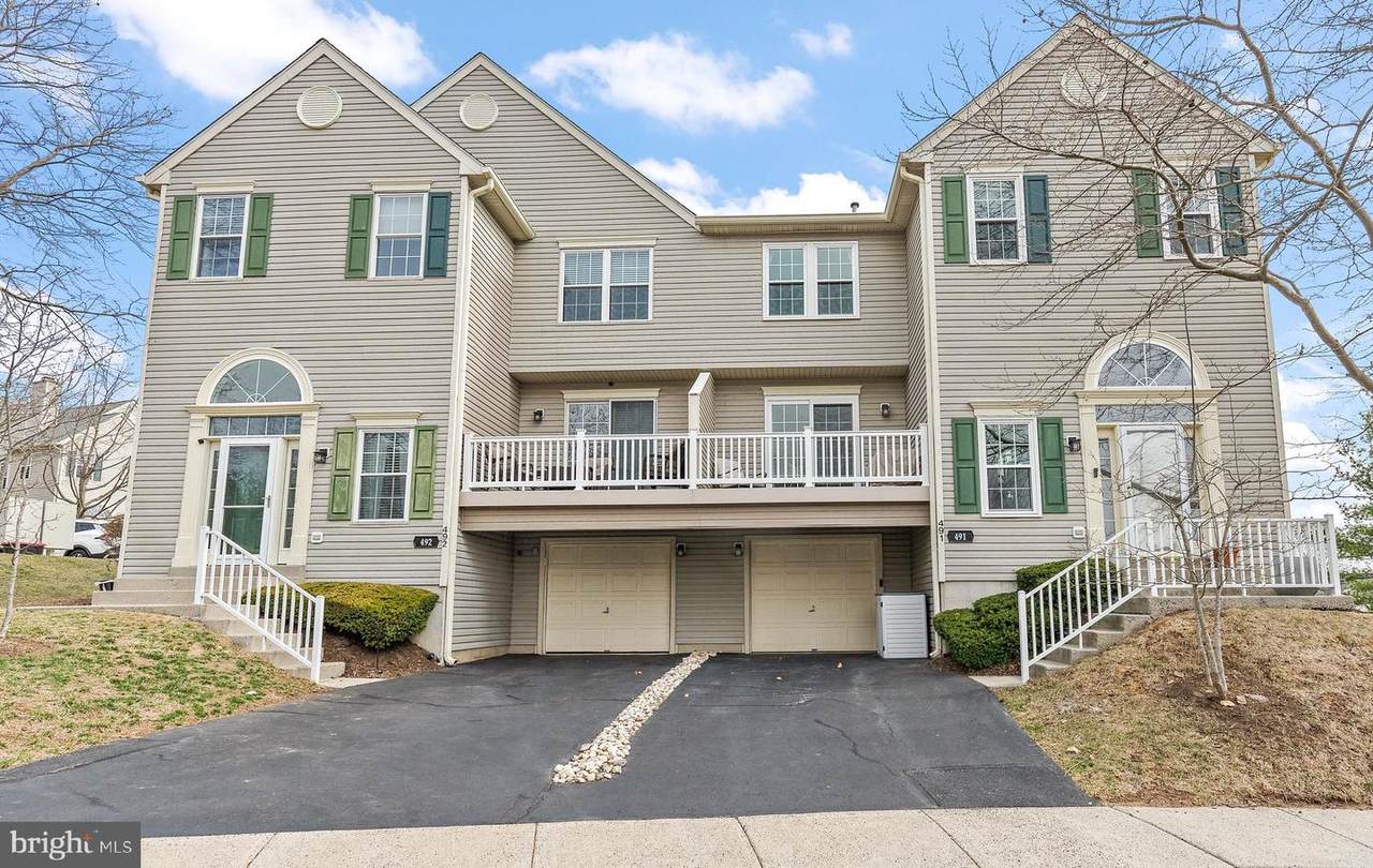 491 Stoneglen Street - Photo 1