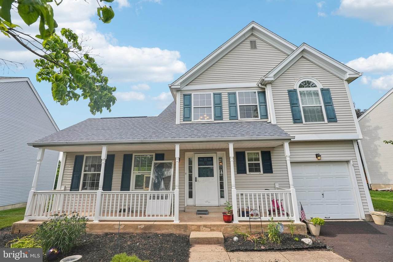 54 Victory Way - Photo 1