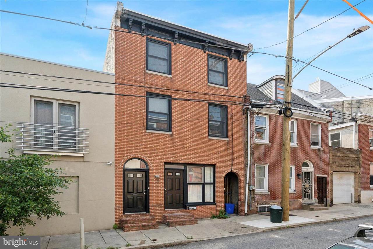 909 American Street - Photo 1