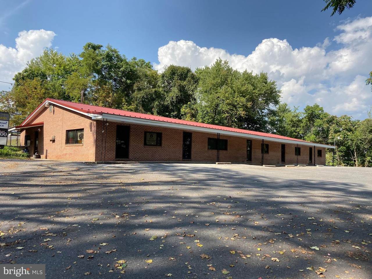 205 Hedgesville Road - Photo 1