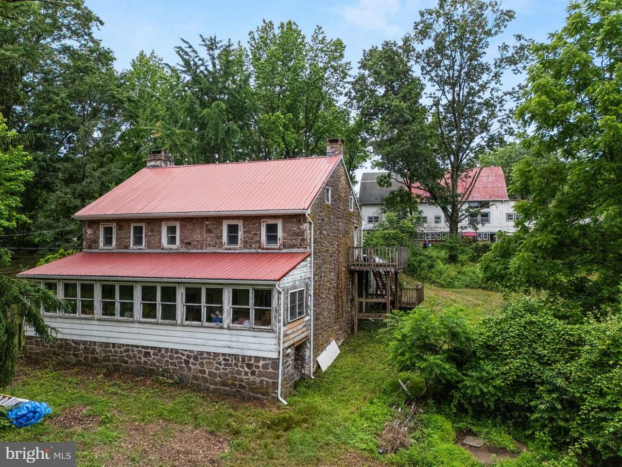 995 Cadmus Road - Photo 1