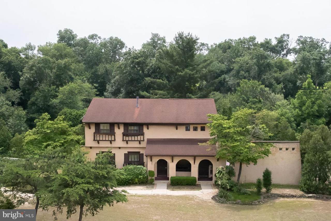 200 Cornwell Drive - Photo 1