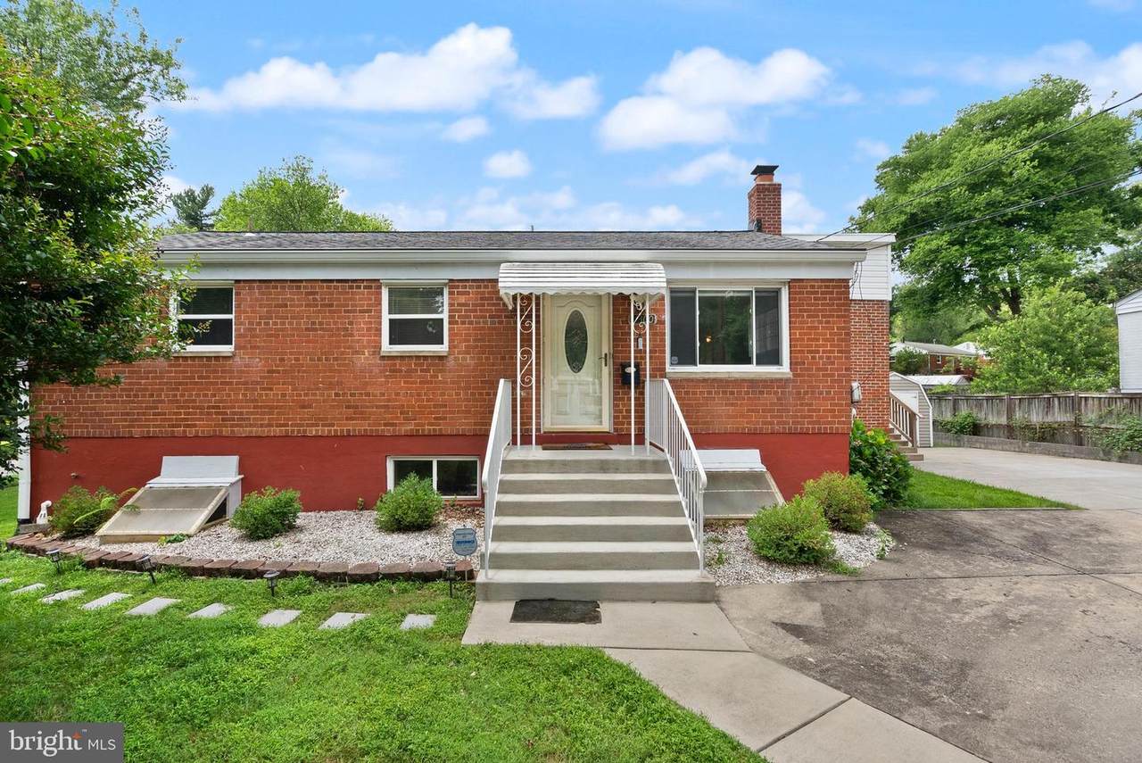 11300 Schuylkill Road - Photo 1