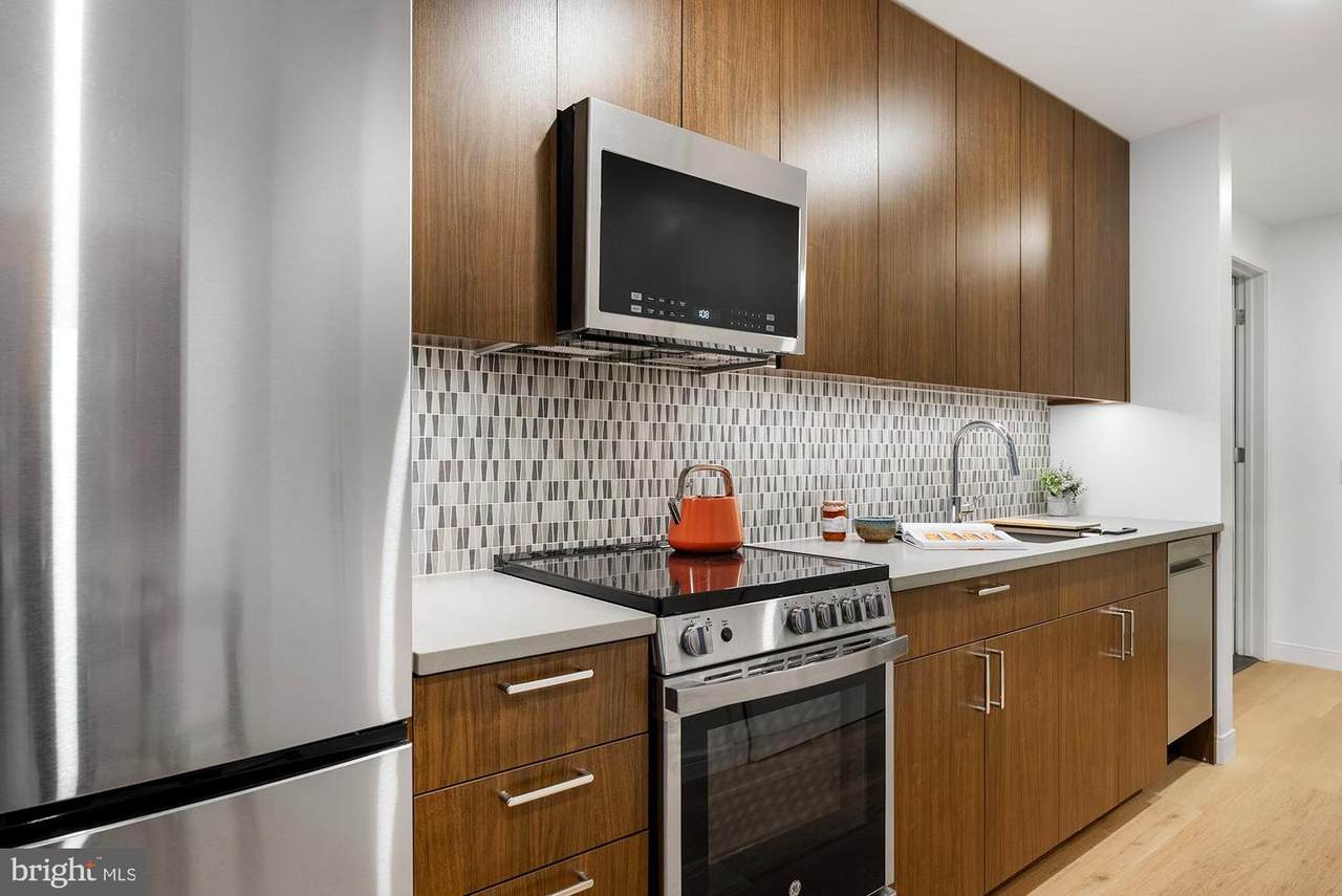 210 12TH Street - Photo 1