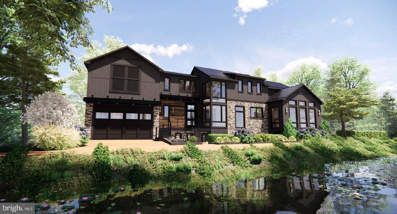 2468 River Road - Photo 1