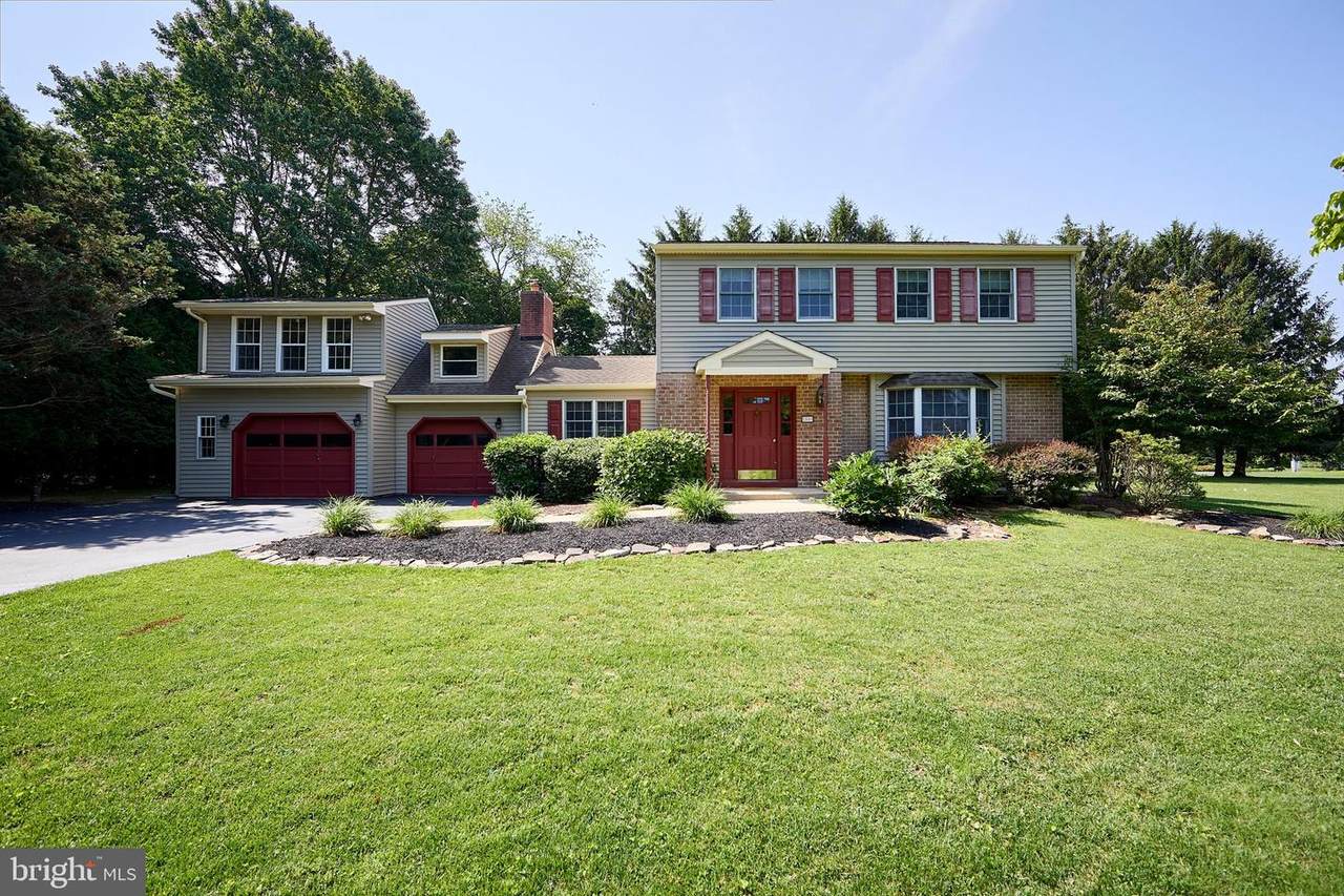 1500 Hillcrest Lane - Photo 1