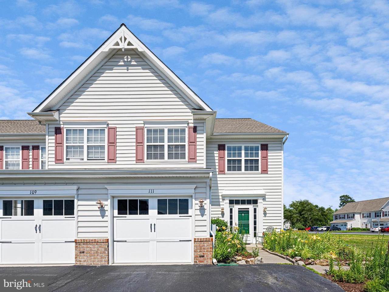 111 Sandridge Court - Photo 1