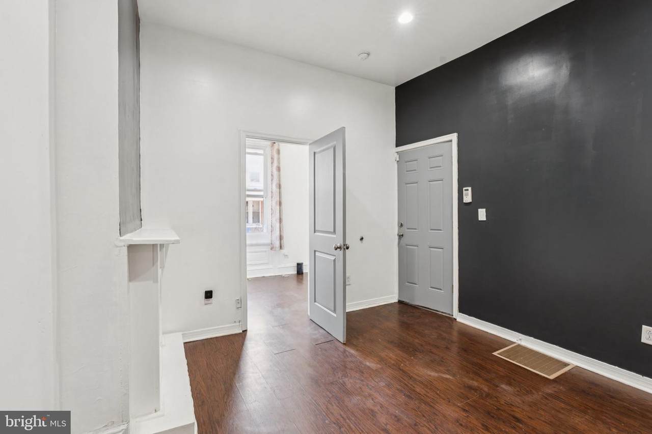 1122 Dauphin Street - Photo 1