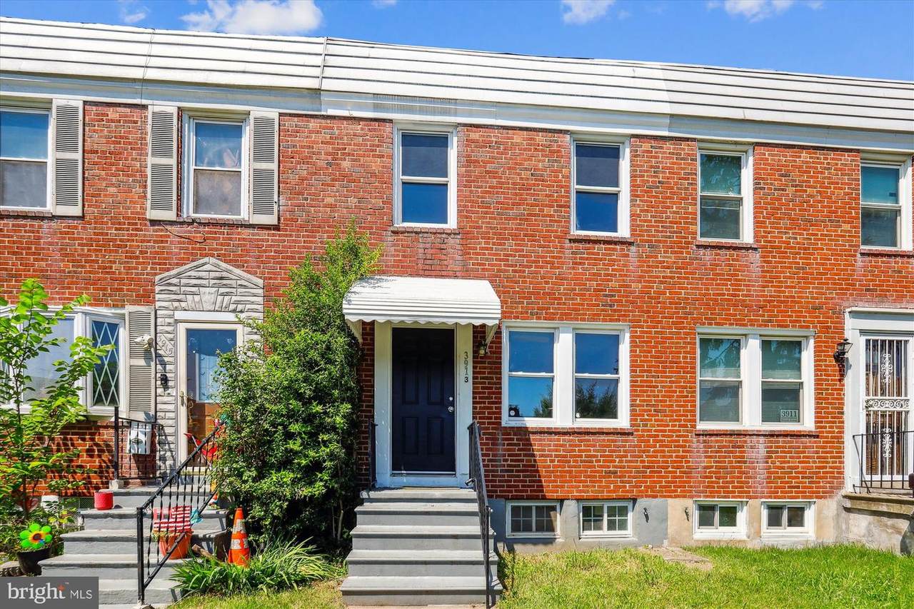 3913 Kenyon Avenue - Photo 1