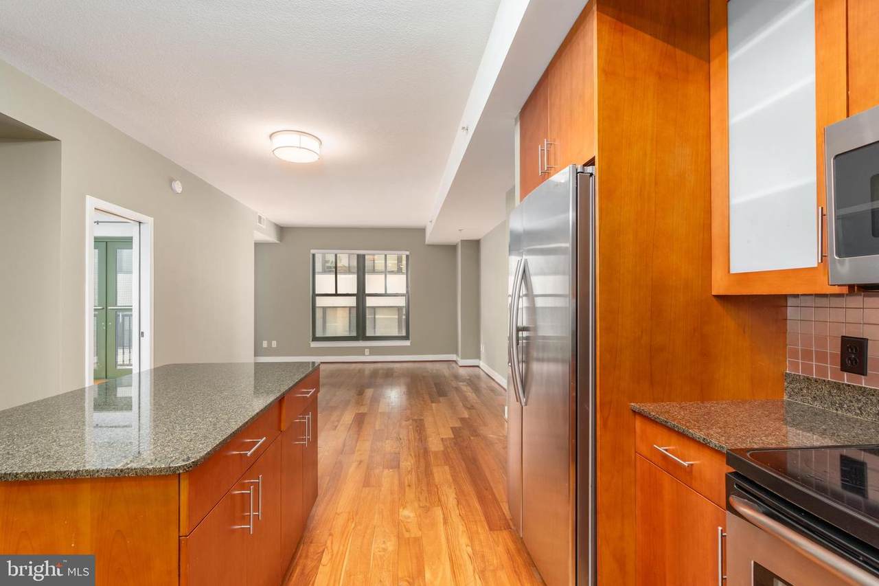 910 M Street - Photo 1