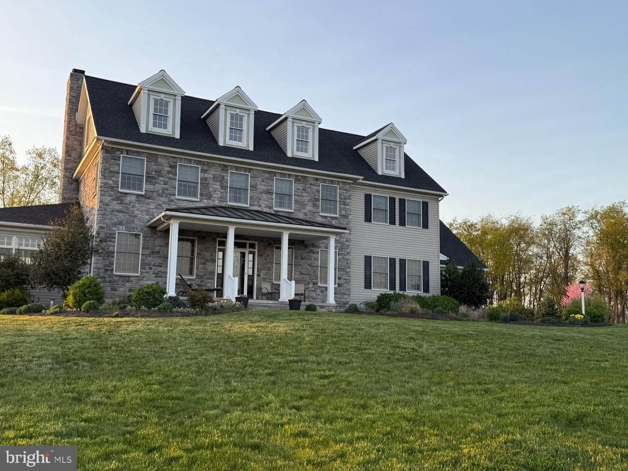 145 Turnpike Road - Photo 1