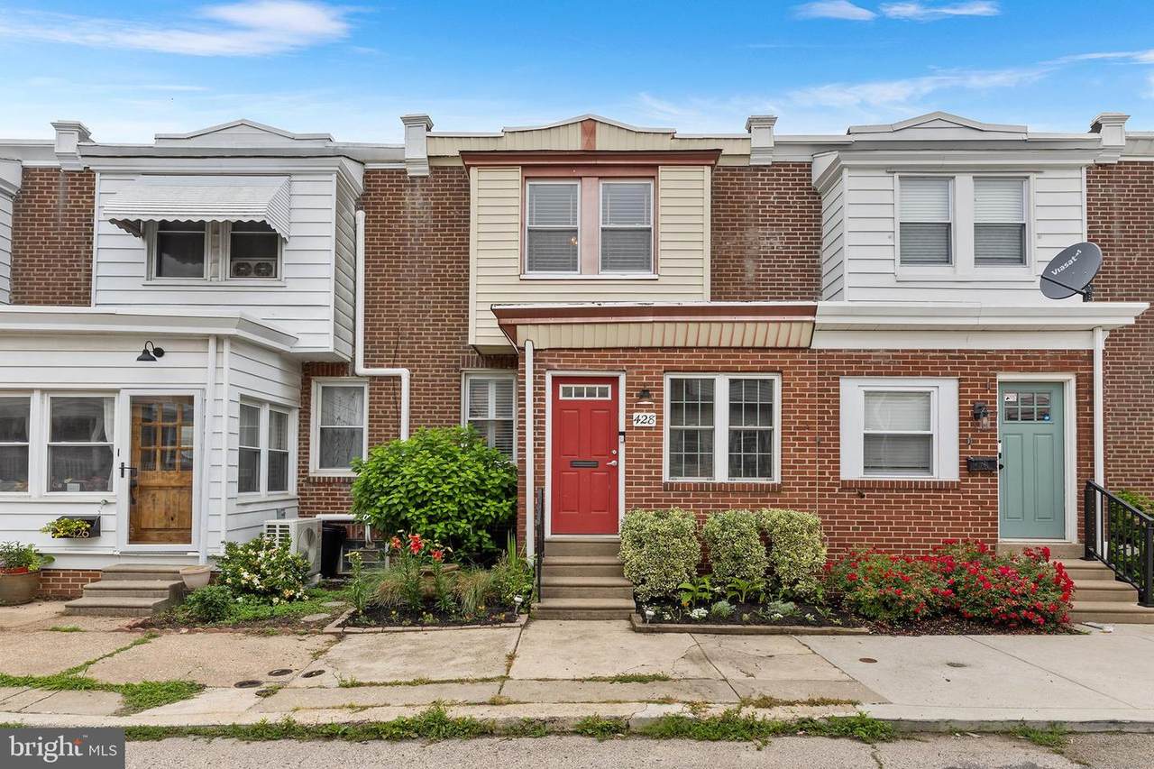 428 Naomi Street - Photo 1