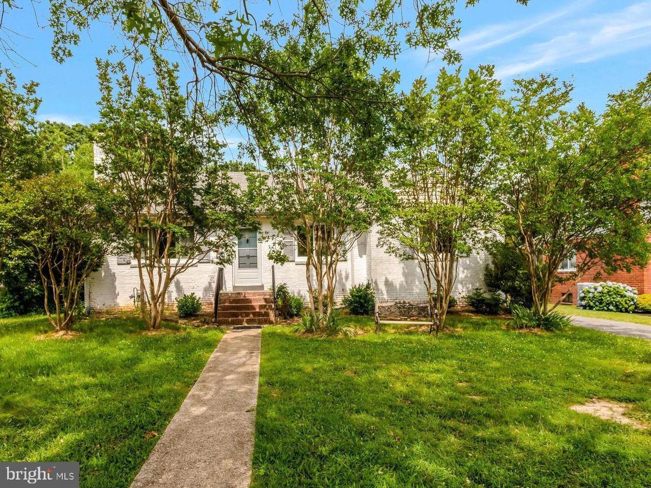 6005 Frederick Street - Photo 1