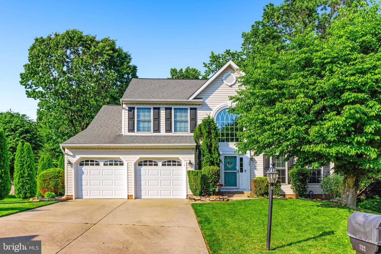 722 Annatana Drive - Photo 1
