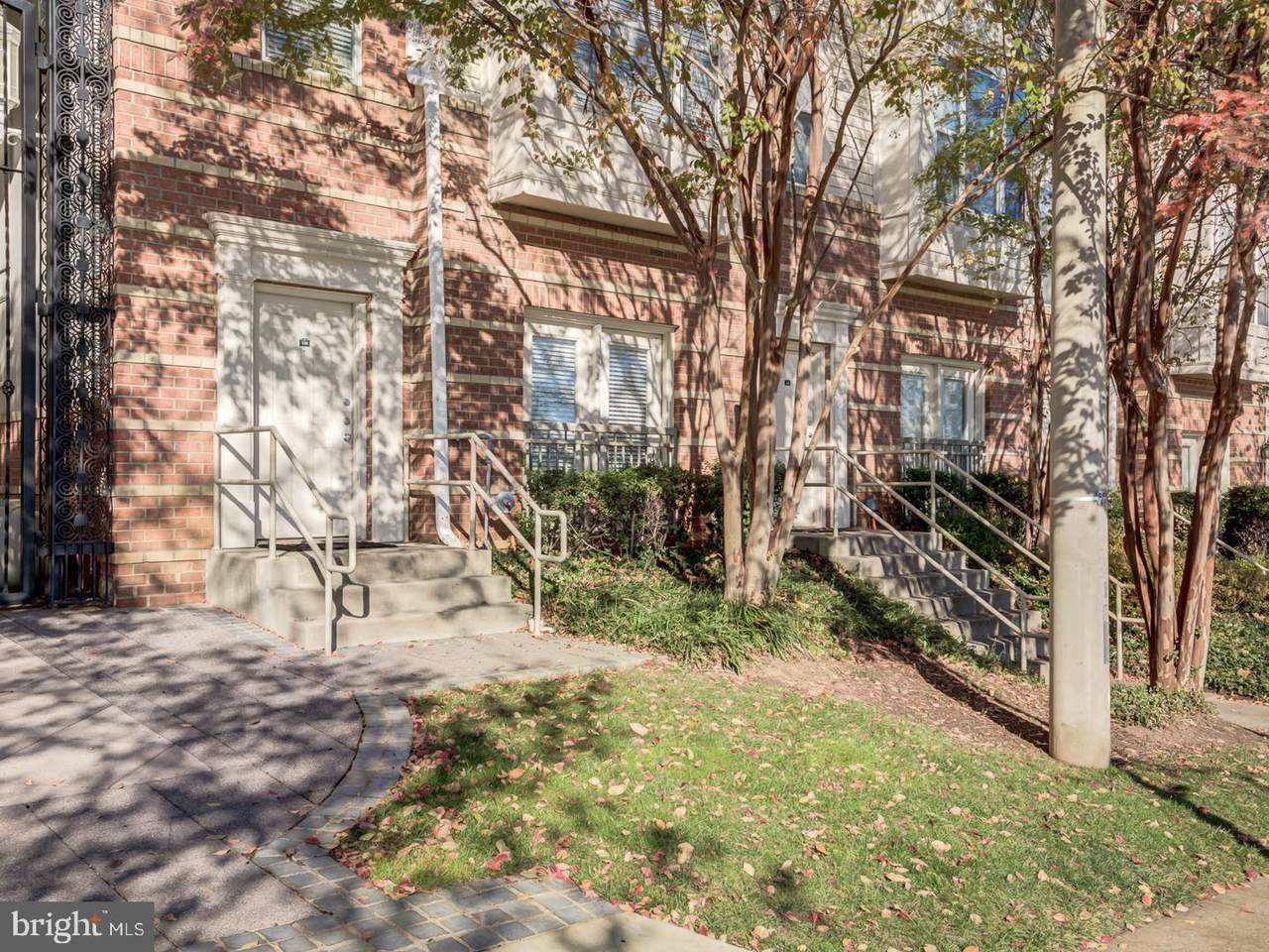 9490 Virginia Center Boulevard - Photo 1