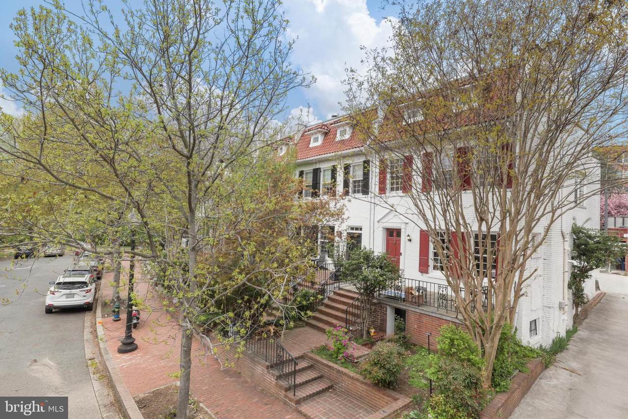 2015 Allen Place - Photo 1