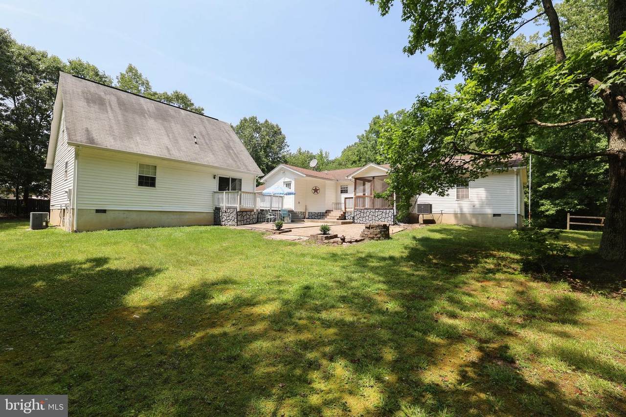 7388 Price Court - Photo 1