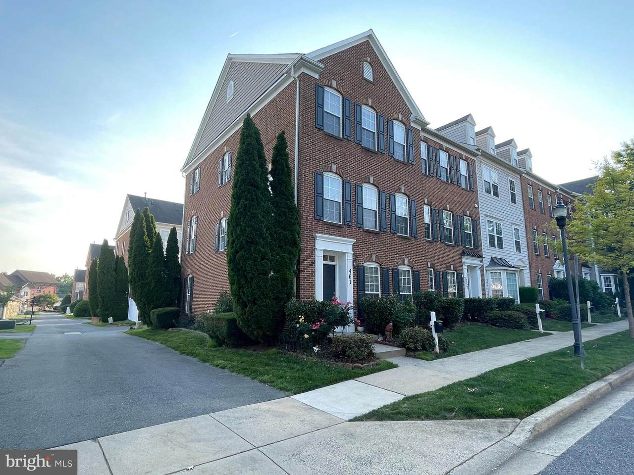 461 Clayhall Street - Photo 1