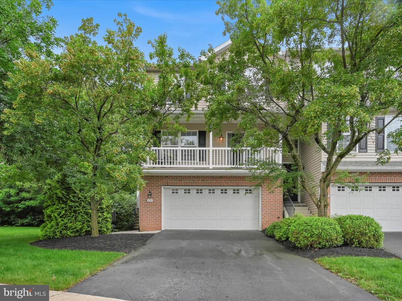 25 Parkside Drive - Photo 1