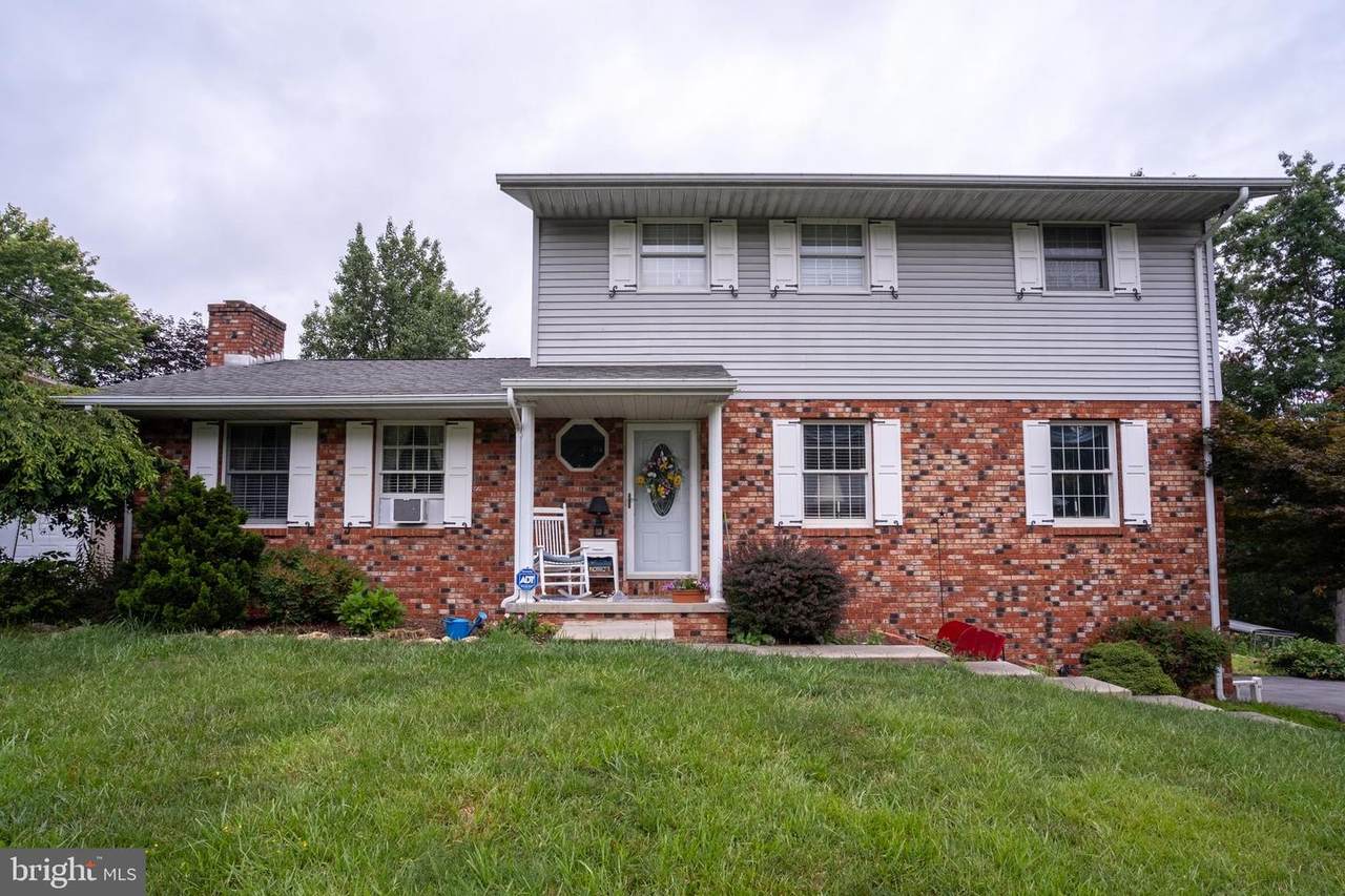 263 Roseanna Street - Photo 1