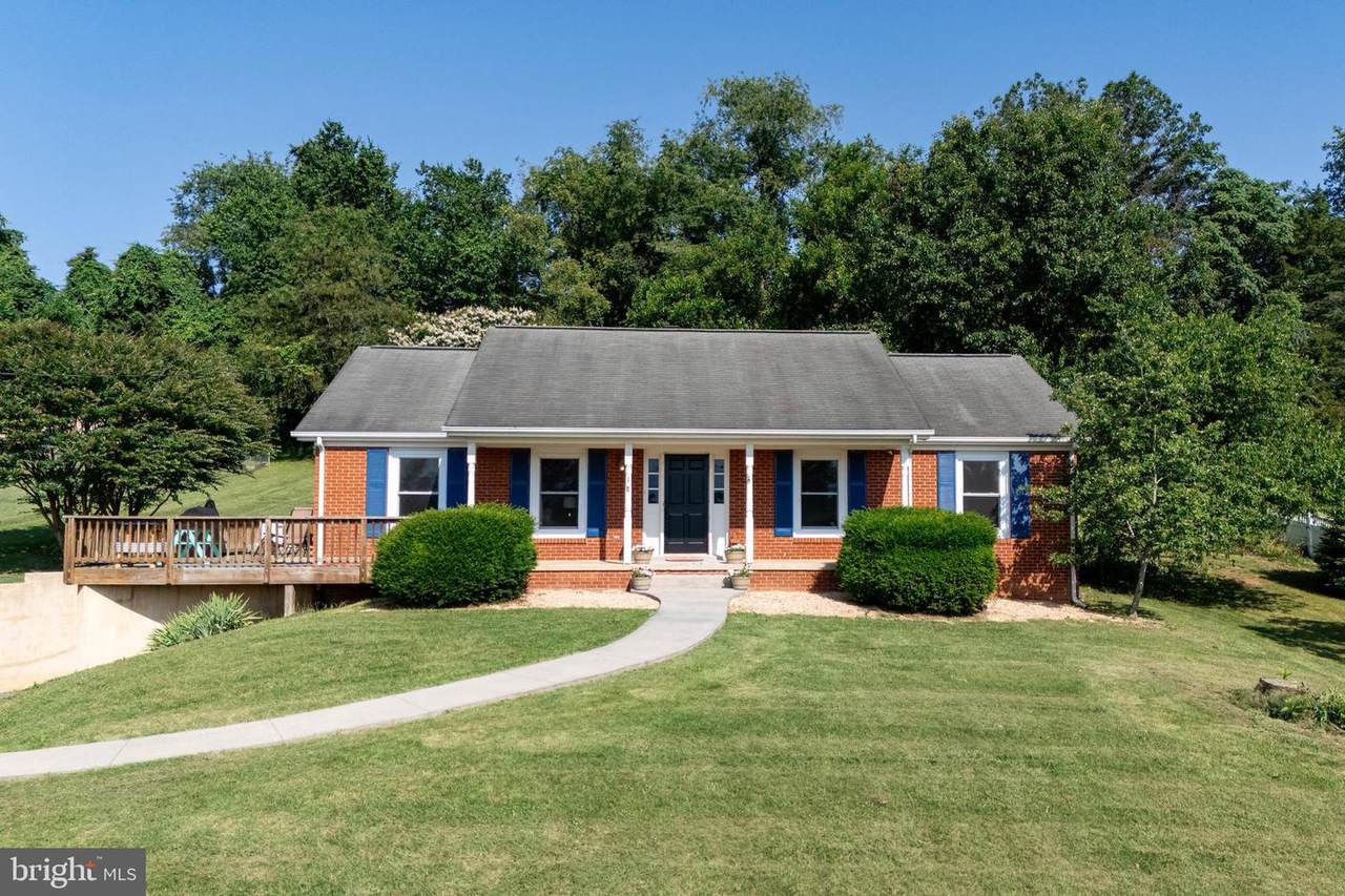 18 Greenfield Road - Photo 1
