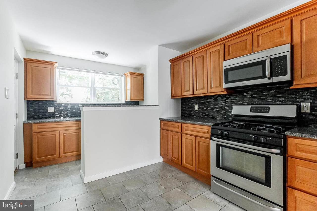 2631 Juniper Street - Photo 1