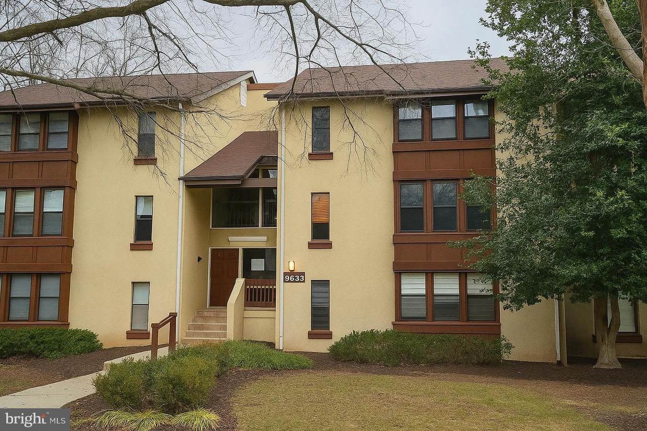 9633 White Acre Road - Photo 1