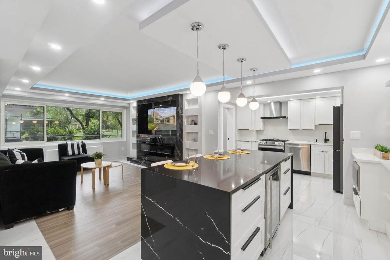 4201 Cathedral Avenue - Photo 1