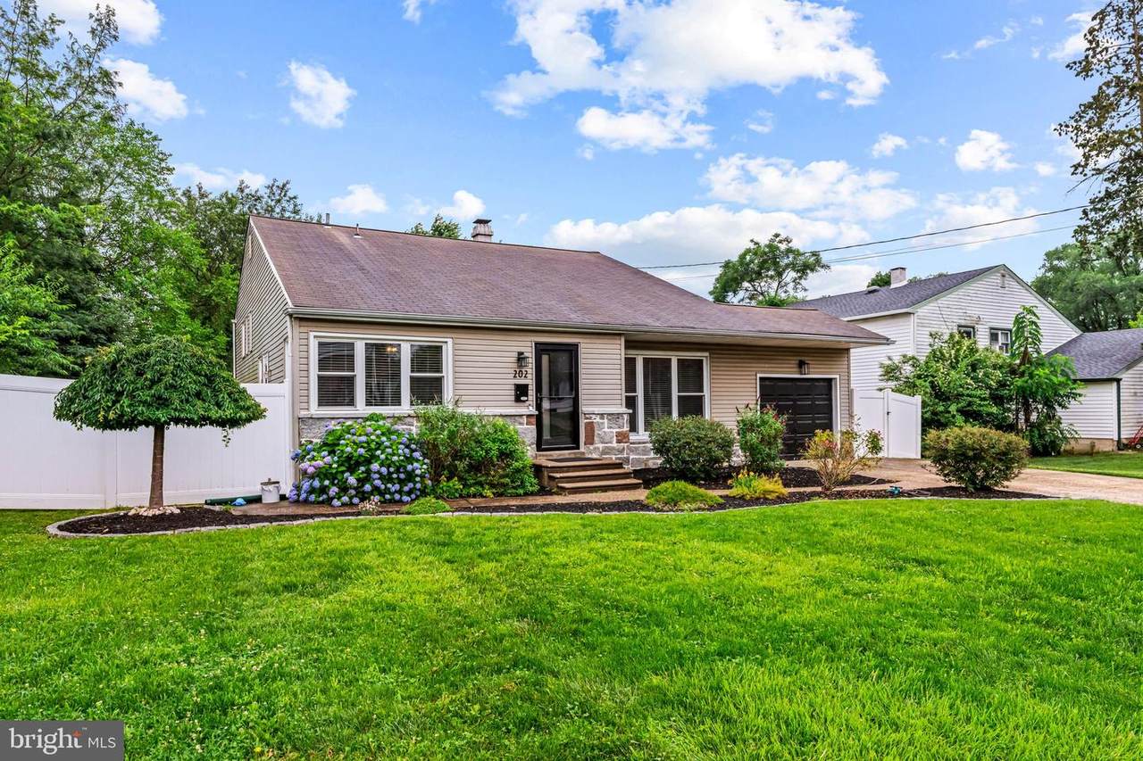 202 Cranford Road - Photo 1