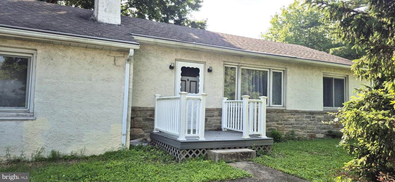 1025 Wilmington Pike - Photo 1