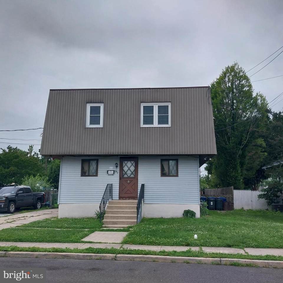 14 Chestnut Avenue - Photo 1
