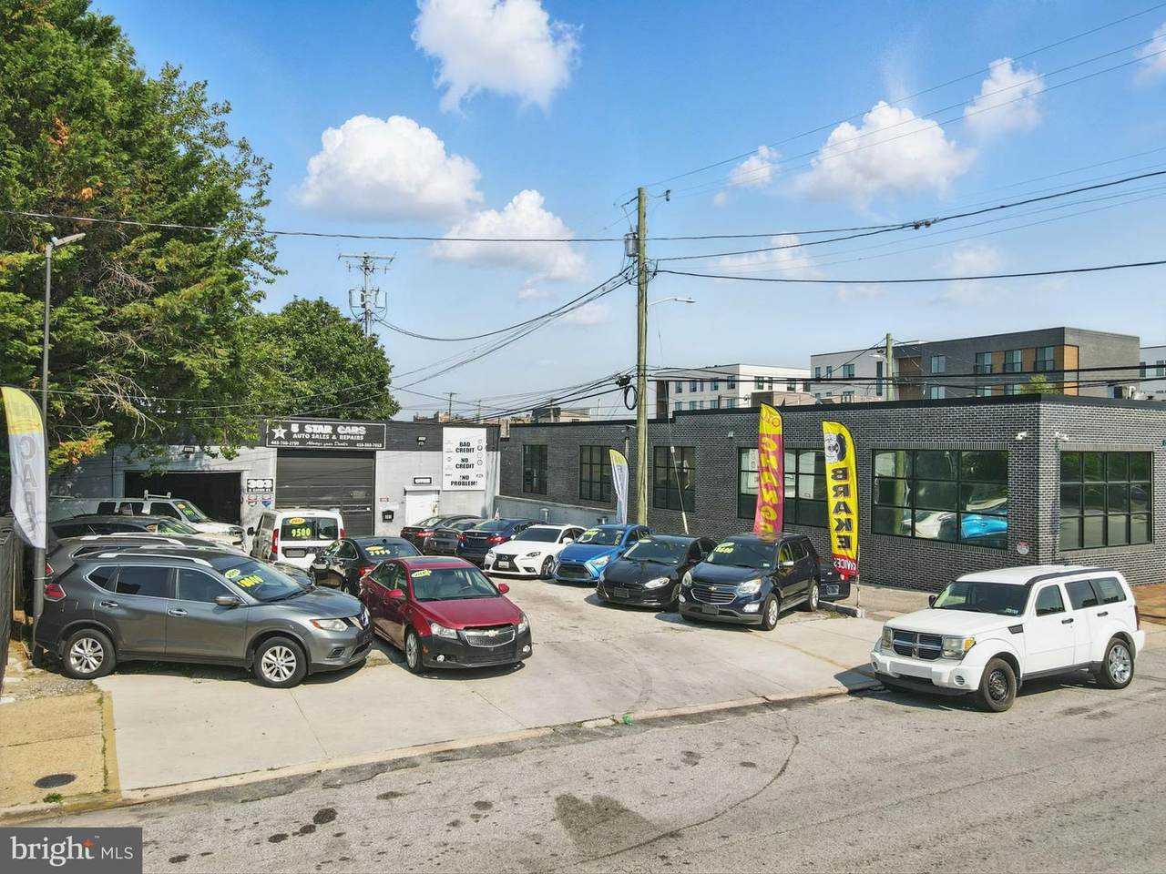 303 Eaton Street - Photo 1
