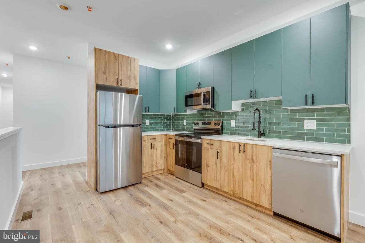 2617 11TH Street - Photo 1