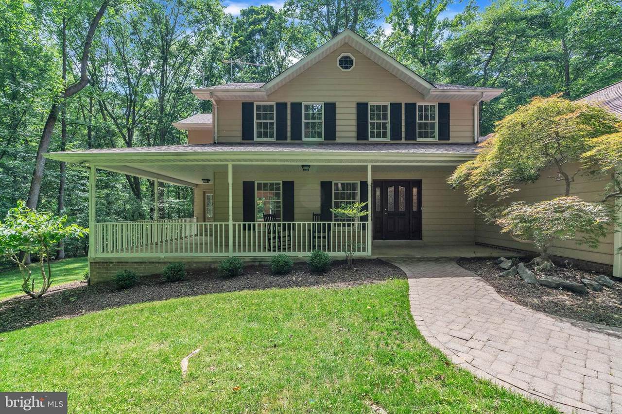 7800 Foxborough Way - Photo 1