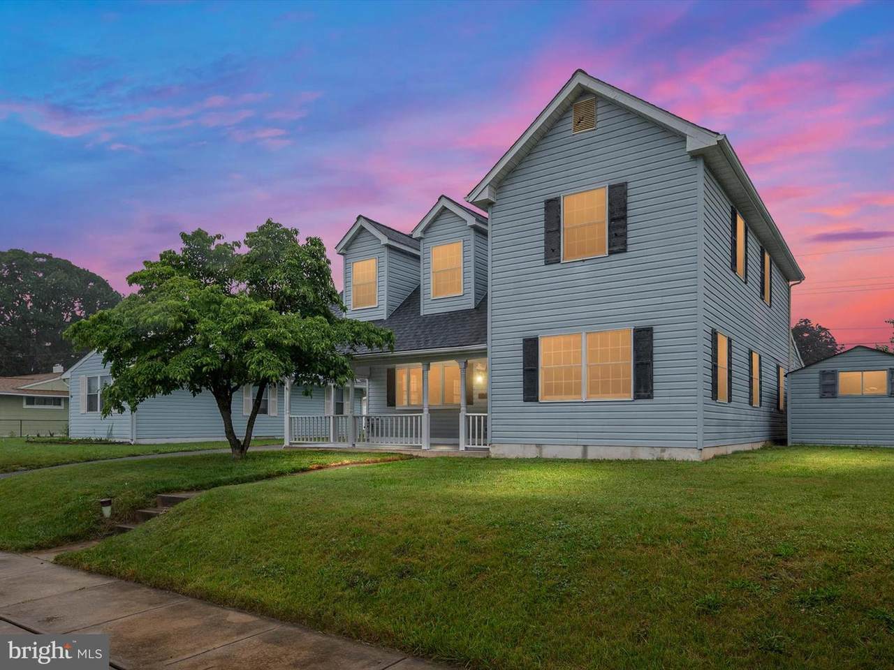 715 Griffith Road - Photo 1