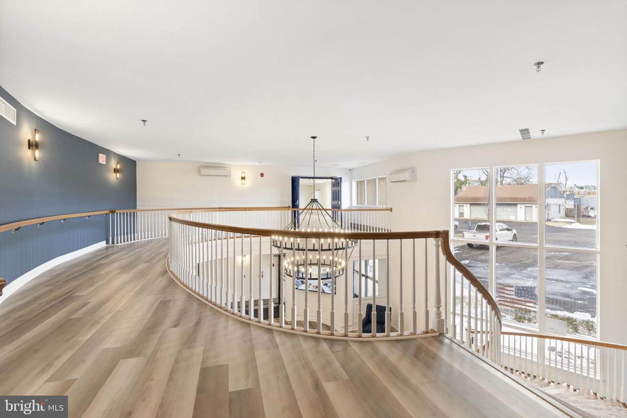 7040 Oxford Avenue - Photo 1