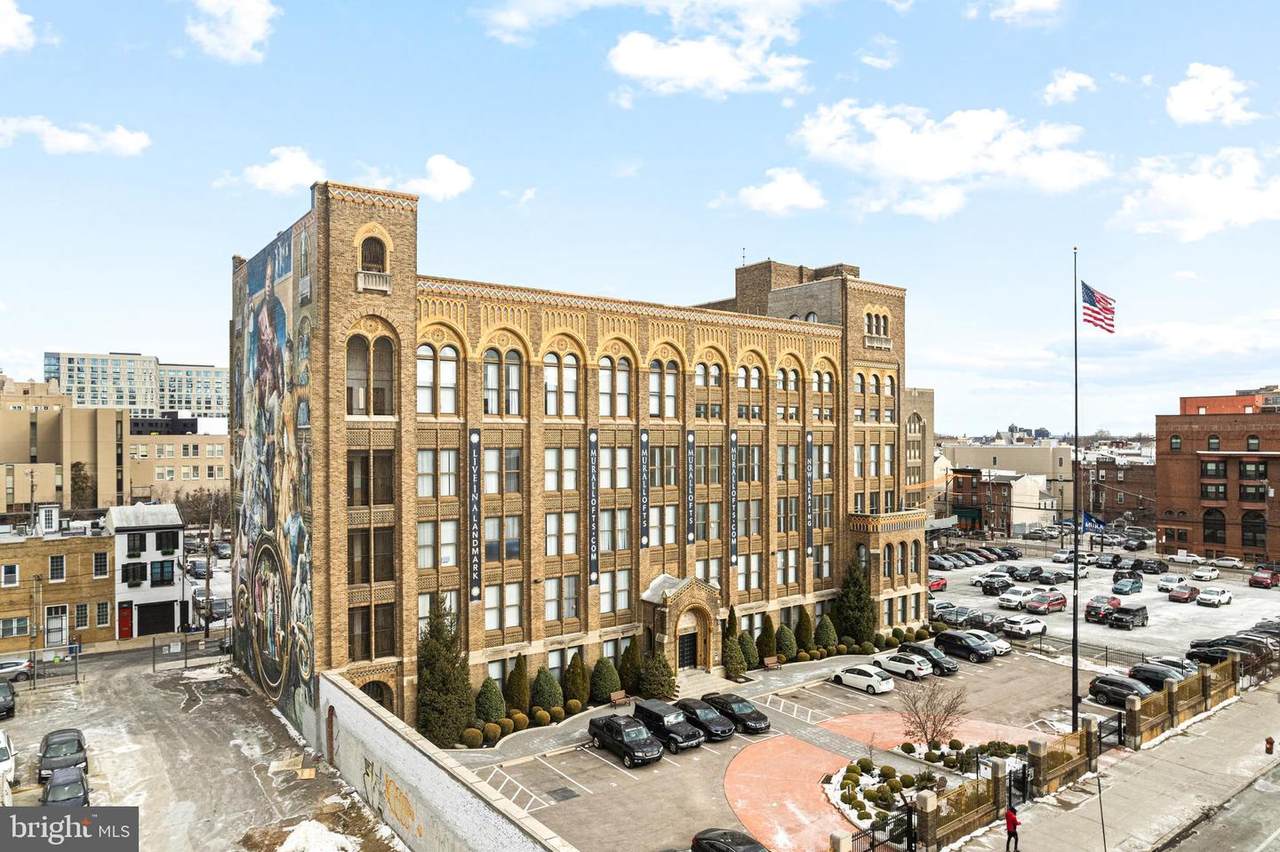 523 Broad Street - Photo 1