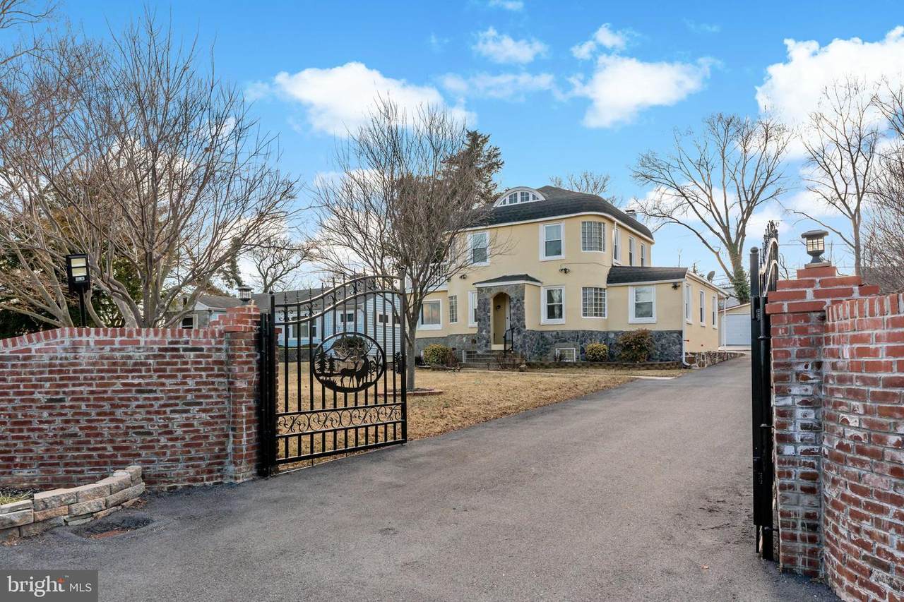 34 Harvard Road - Photo 1