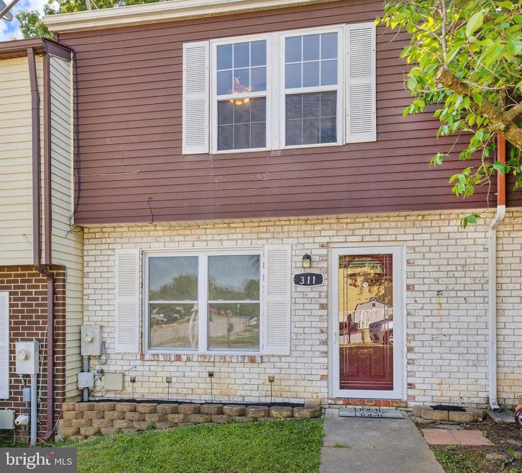 311 Janice Way - Photo 1