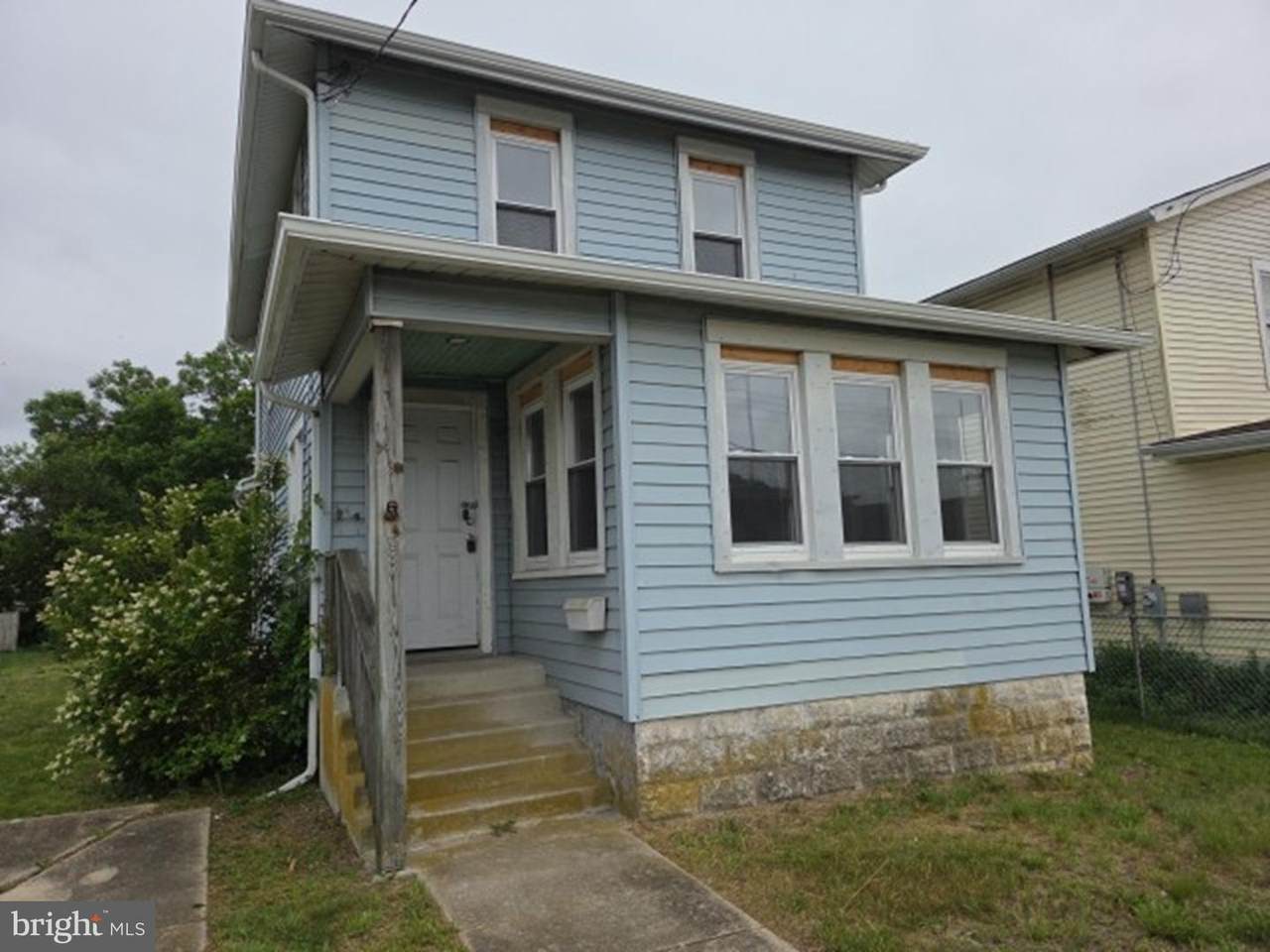 132 Franklin Boulevard - Photo 1