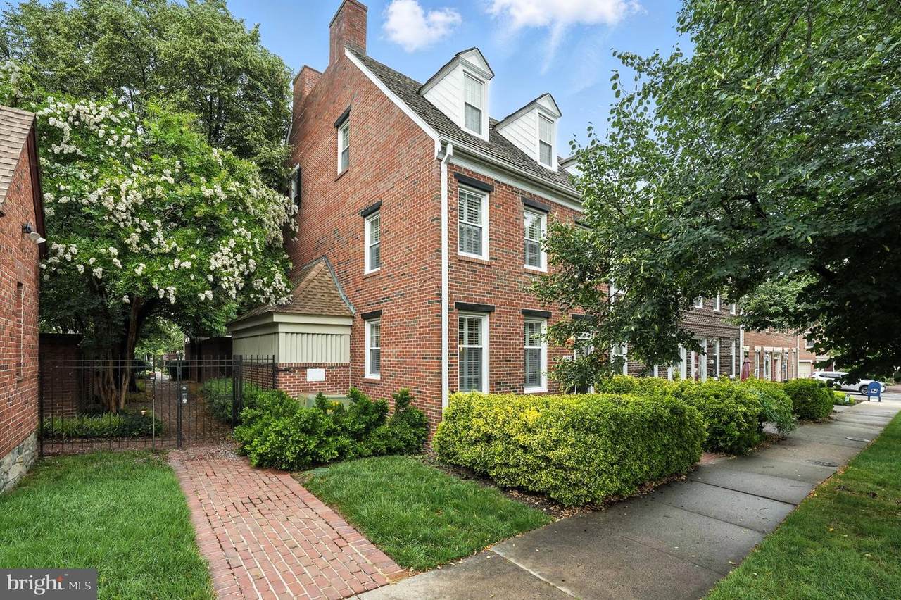 809 Franklin Street - Photo 1