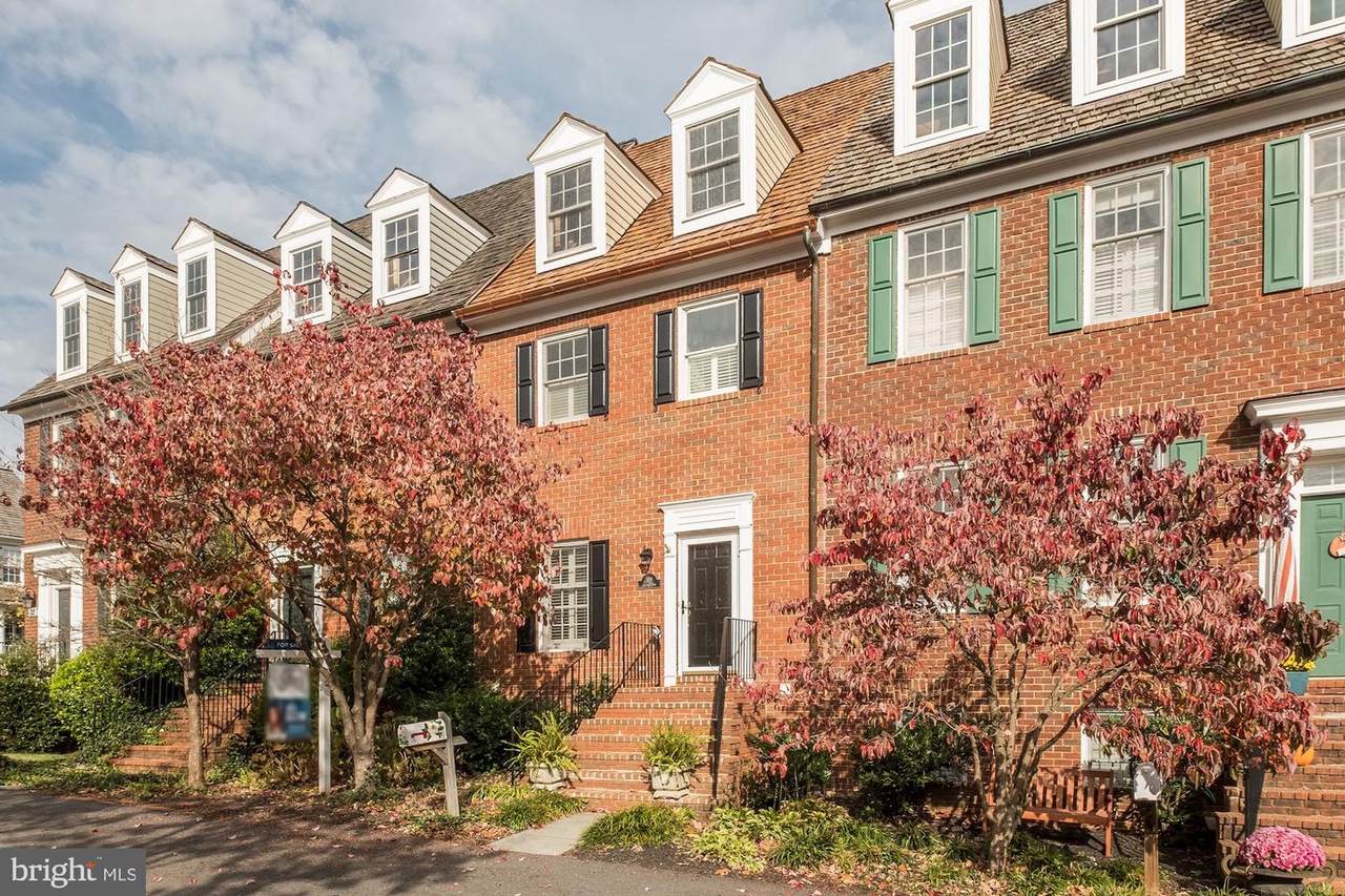 319 Chestertown Street - Photo 1