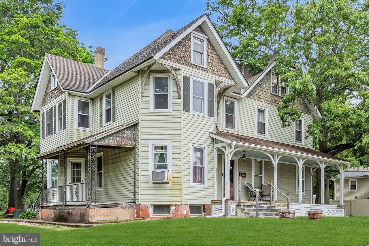 121 Union Avenue - Photo 1