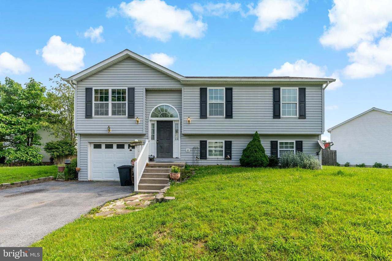 292 Thoreau Drive - Photo 1