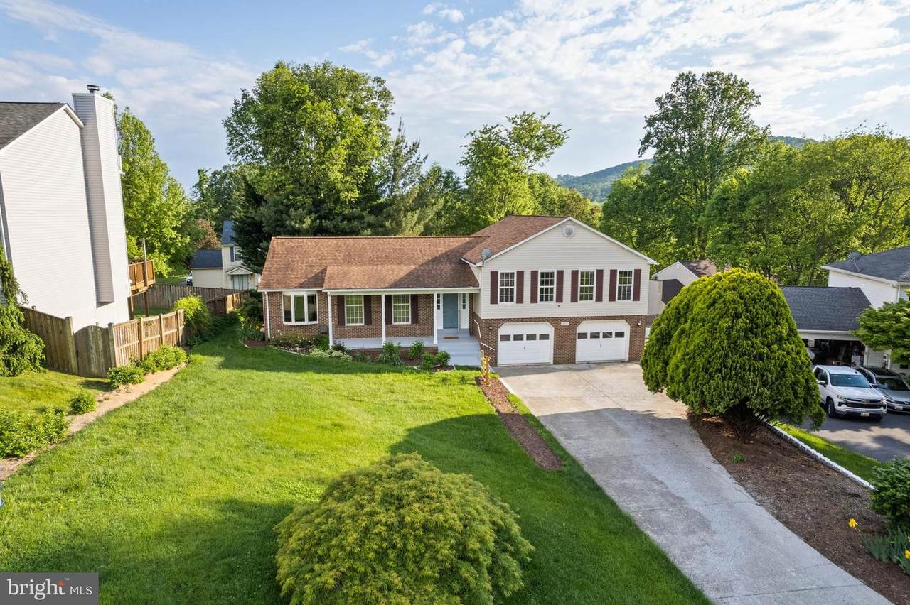 3877 Gibbons Road - Photo 1