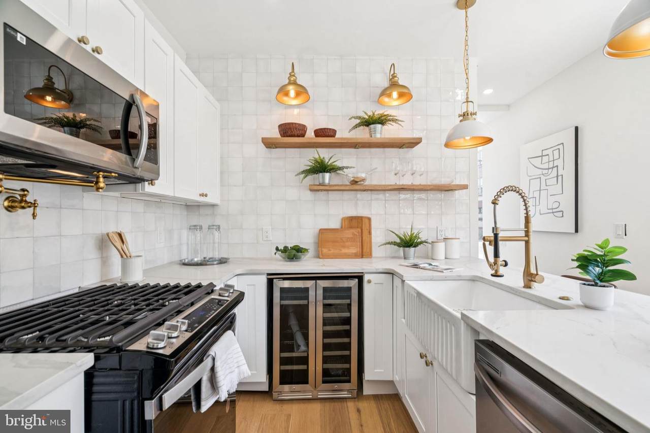 2330 Cumberland Street - Photo 1