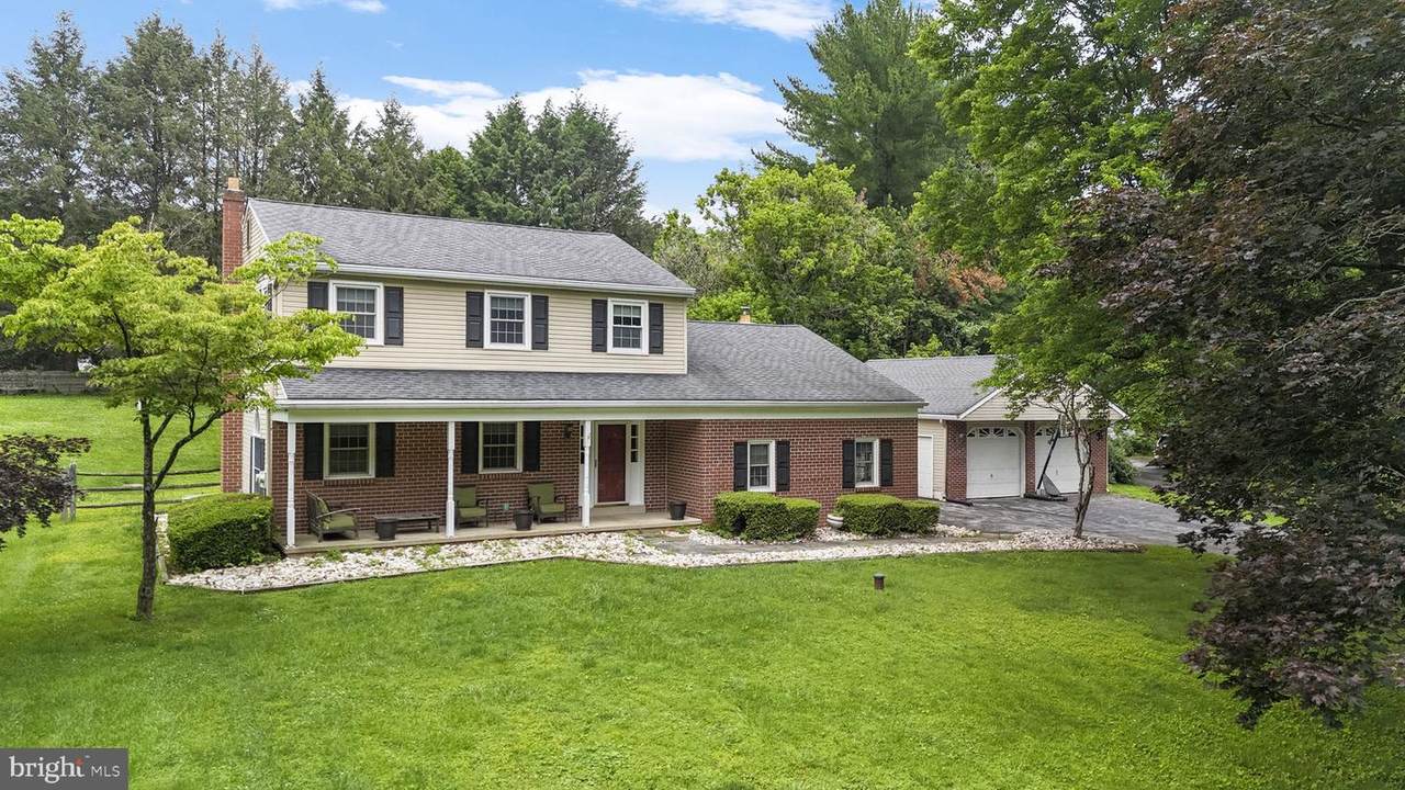 1559 Washington Lane - Photo 1