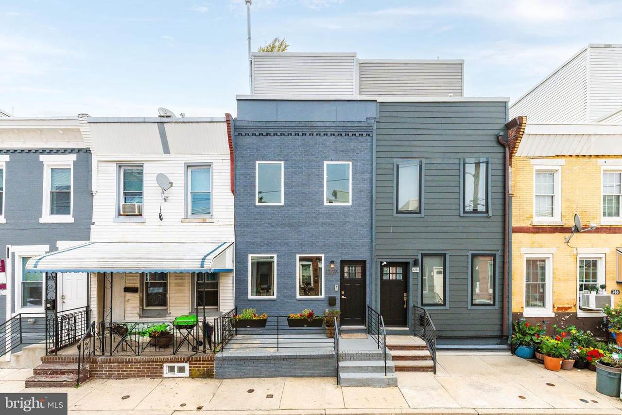 1229 Bucknell Street - Photo 1