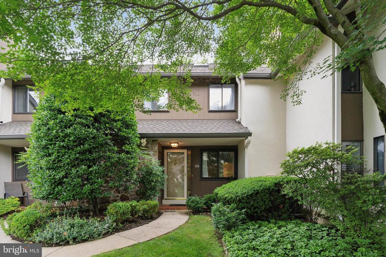 60 Oak Knoll Drive - Photo 1